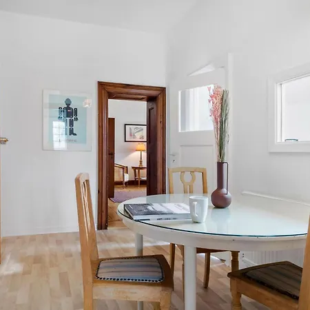 Holiday home 5 Bedroom Cozy In Naestved