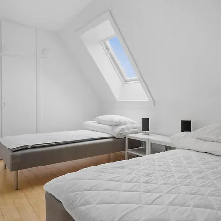 5 Bedroom Cozy In *
