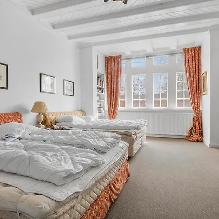 度假居 5 Bedroom Cozy In *