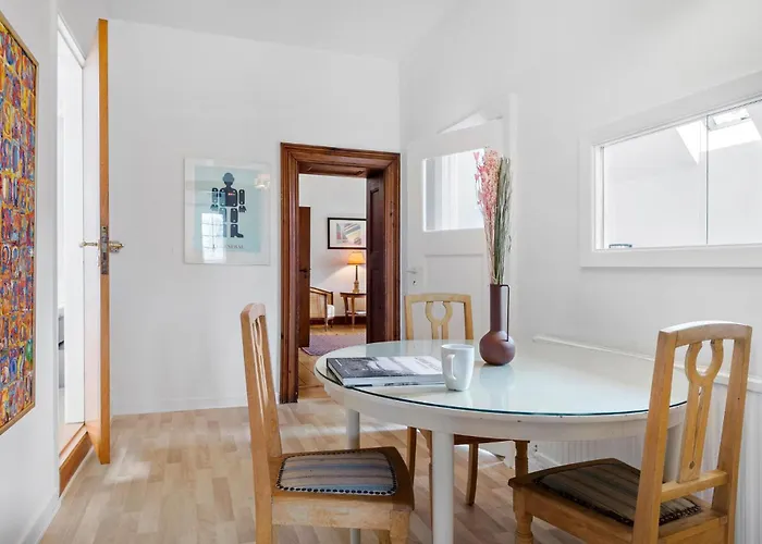 別荘 5 Bedroom Cozy In Næstved