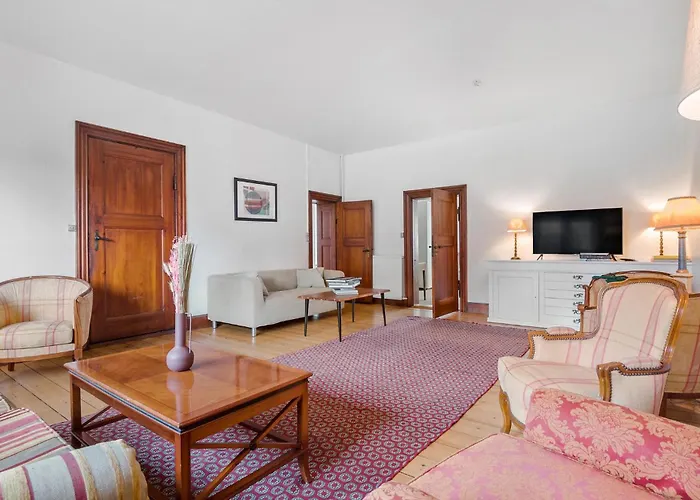 5 Bedroom Cozy In * Næstved