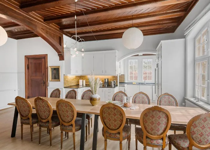 別荘 5 Bedroom Cozy In Næstved